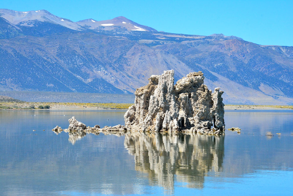 Mono Lake California US-195 Mono Lake California US-195