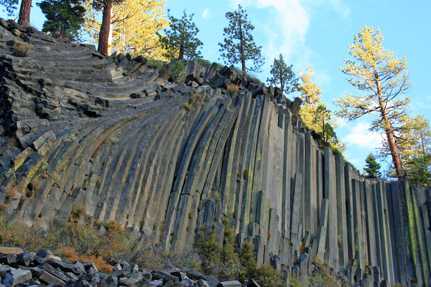 Devils_Postpile_National_Monument_near_Mammoth_Lakes Devils_Postpile_National_Monument_near_Mammoth_Lakes