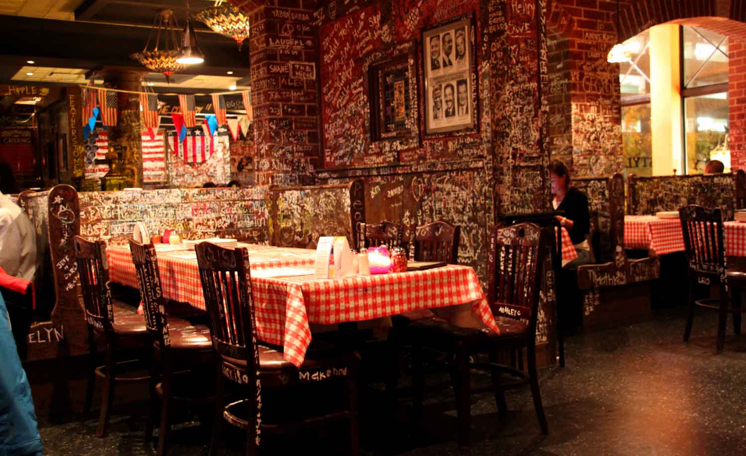 Gino´s-East-Chicago Gino´s-East-Chicago