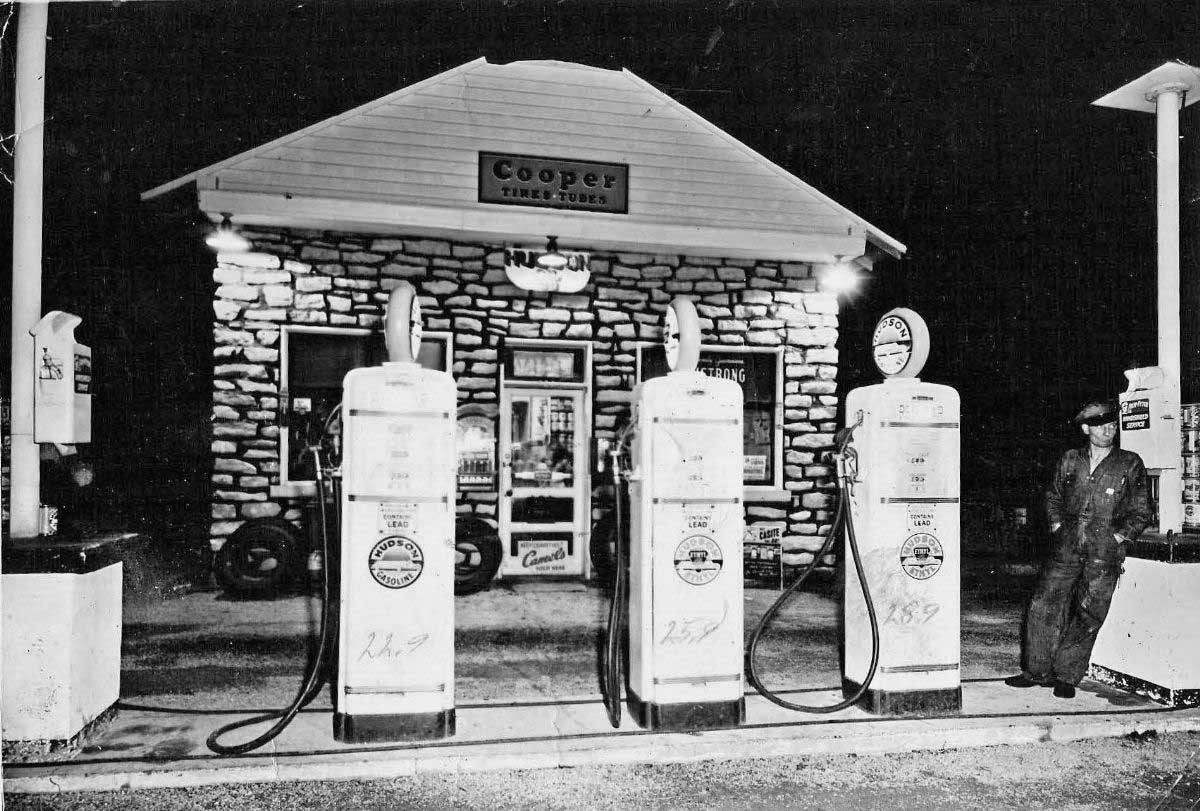 Old-Rock-Filling-Station-Carterville-Missouri Old-Rock-Filling-Station-Carterville-MissouriOld-Rock-Filling-Station-Carterville-Missouri