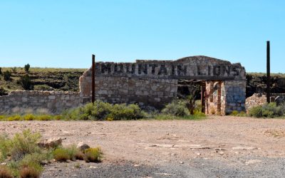ARIZONA (4): Meteor City / Meteor Crater / Two Guns / Twin Arrows. Km 2.905